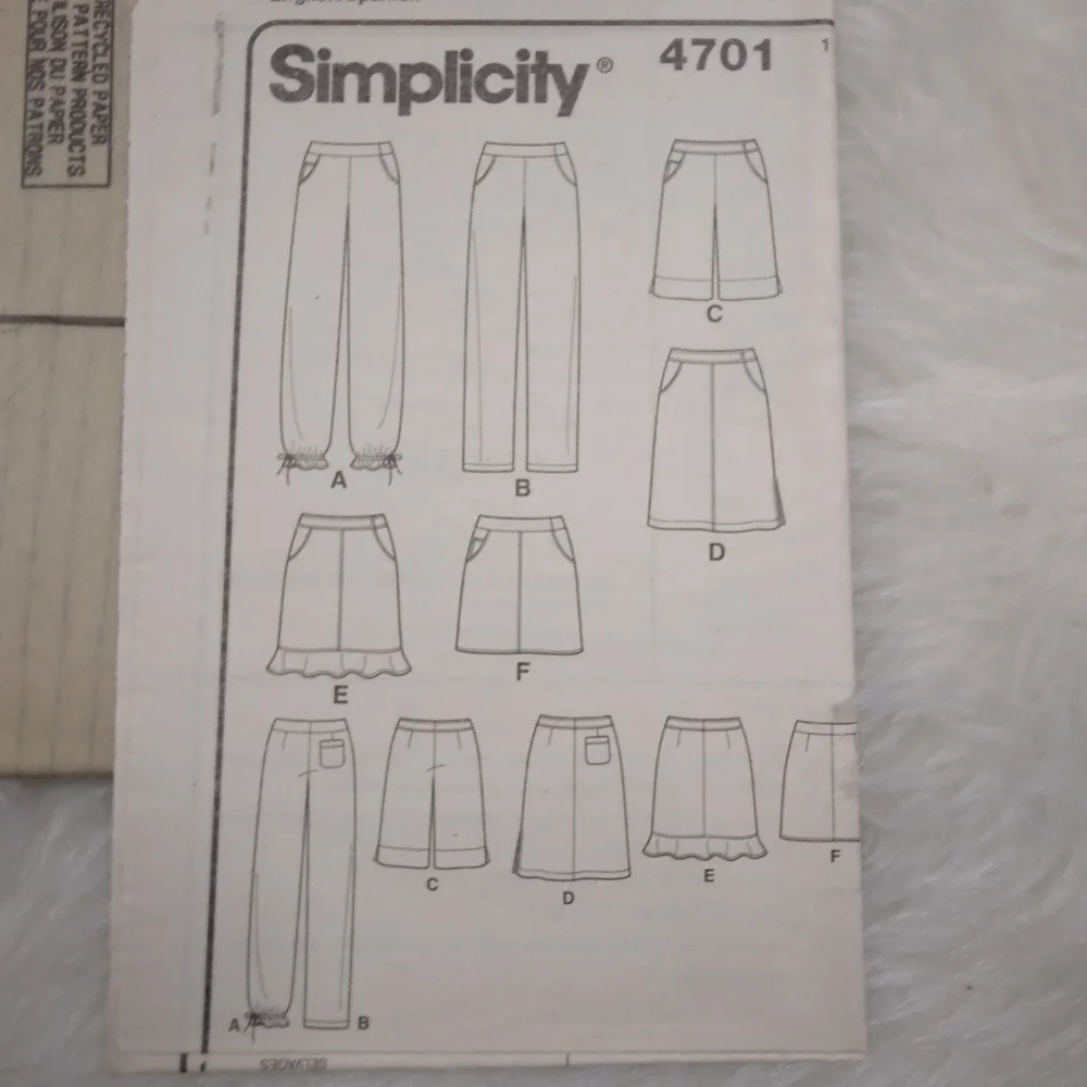 SIMPLICITY 4701 Sz 4-10 EASY TO SEW Pants, Shorts, & Skirts In 3 Lengths